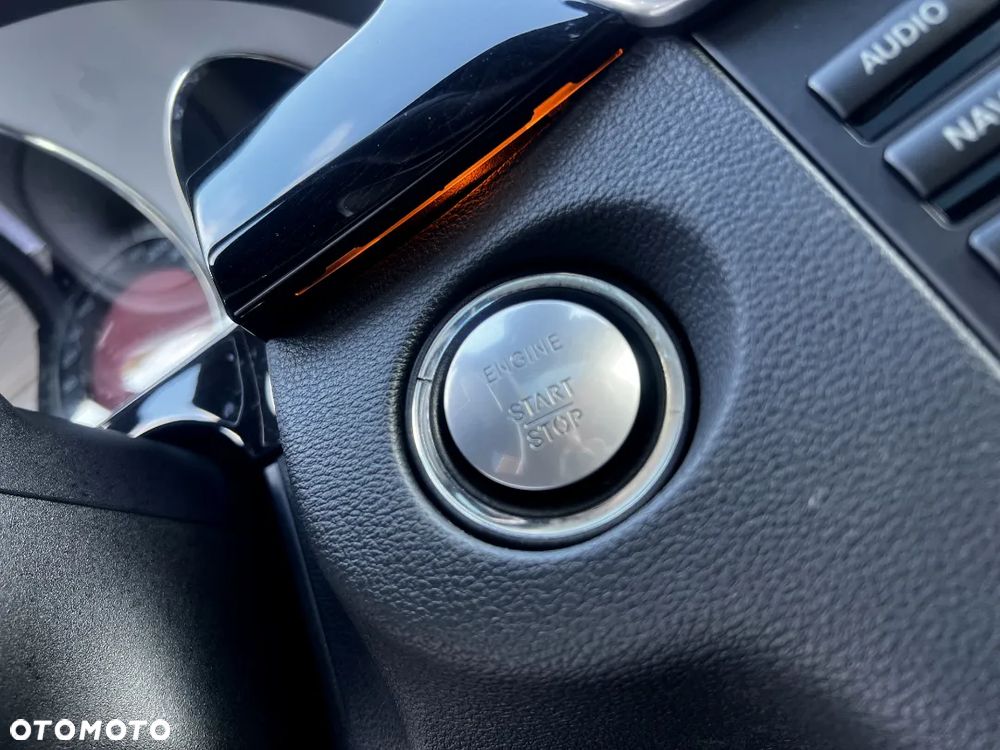 Mercedes-Benz Klasa E 63 AMG - 20