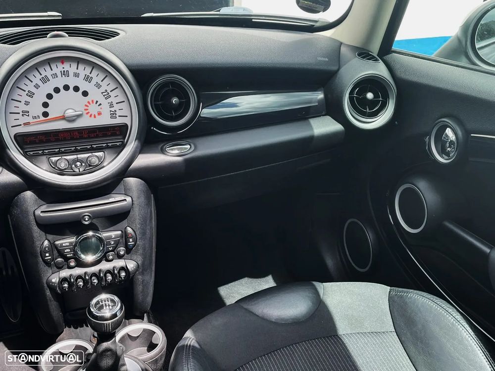 MINI 3 Portas Cooper S - 13
