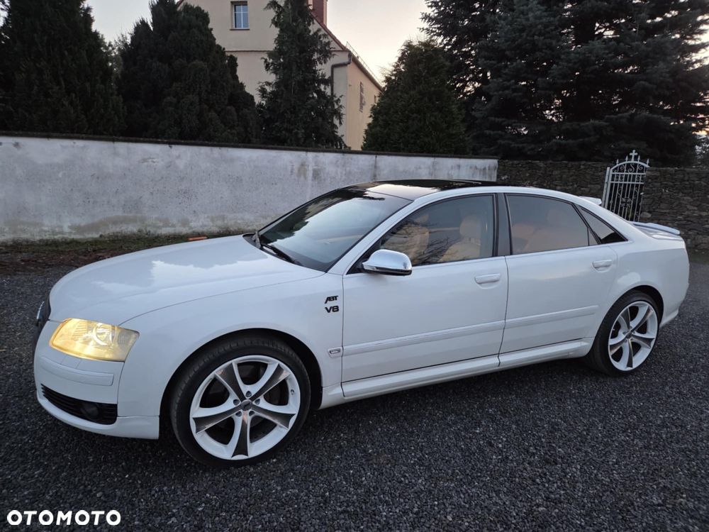 Audi A8 4.2 Quattro - 23