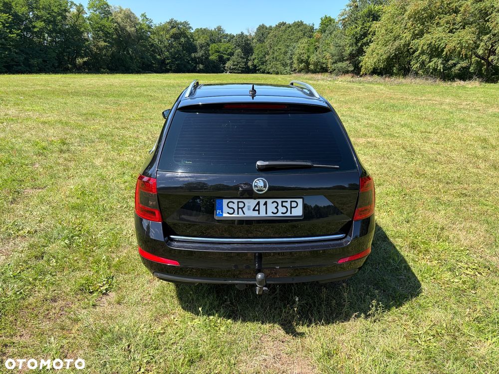 Skoda Octavia 1.6 TDI Elegance DSG - 4