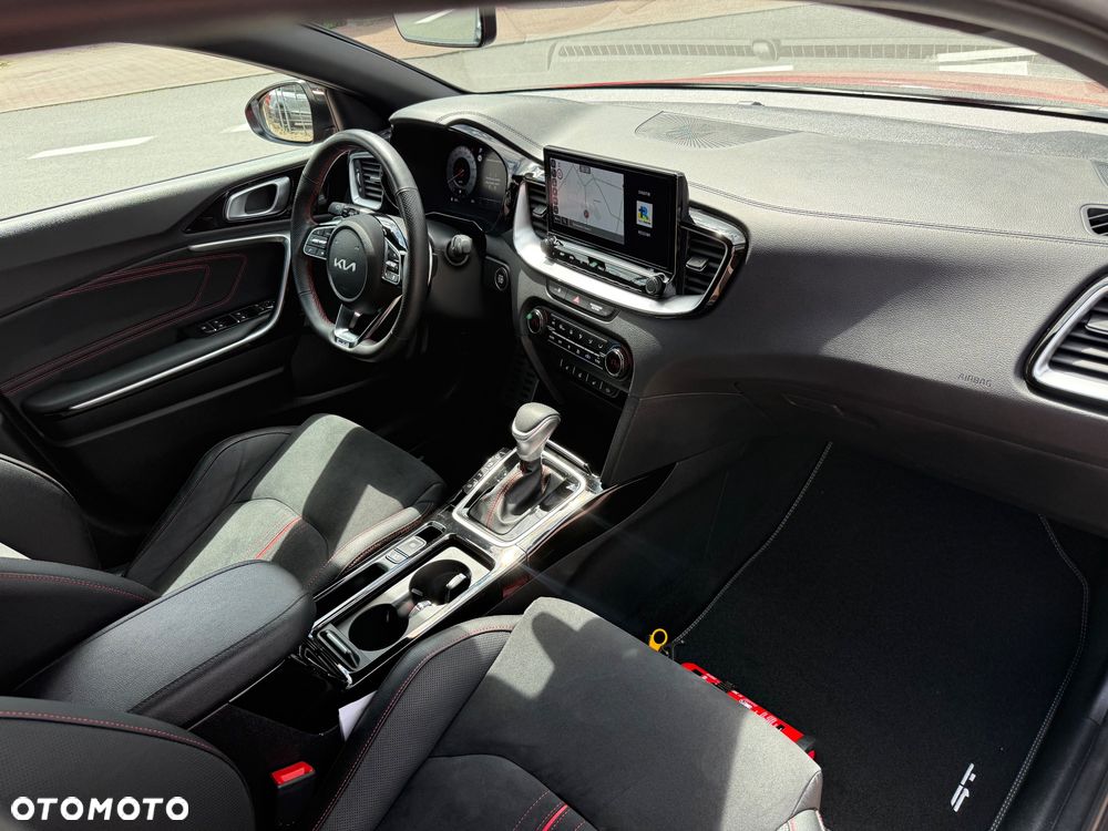 Kia ProCeed 1.6 T-GDI DCT7 OPF GT - 13