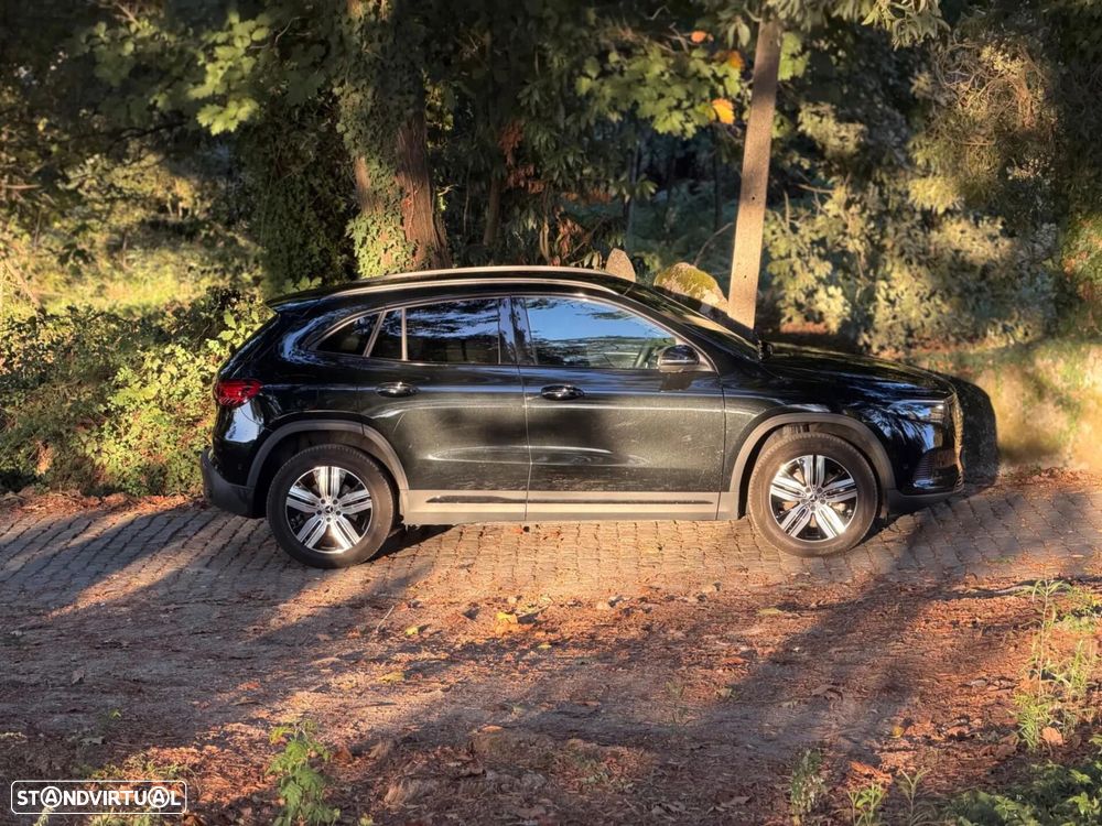 Mercedes-Benz EQA 300 4Matic AMG Line - 42