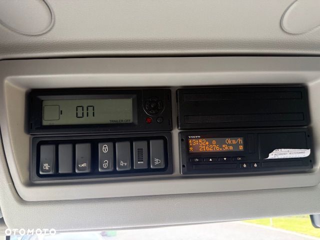 Volvo FL 250 Kontener 8,5 M / Niski przebieg / Super Stan - 11