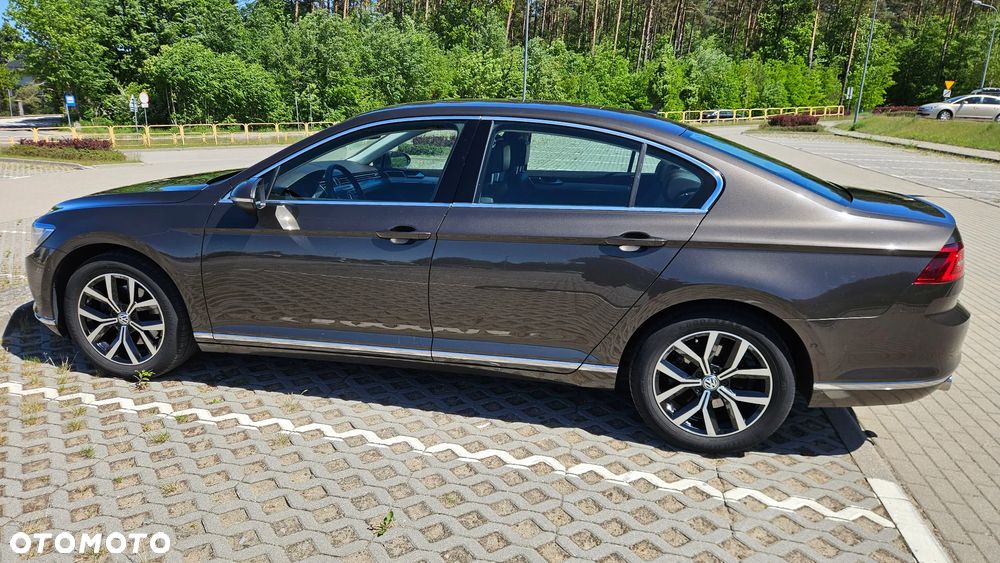 Volkswagen Passat 2.0 TDI SCR (BlueMotion Technology) DSG Highline - 2