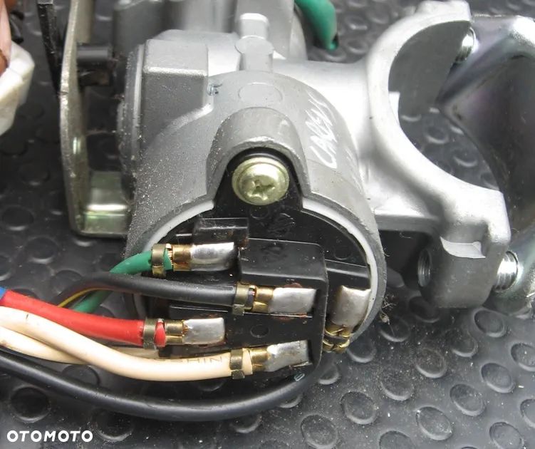 stacyjka kostka kluczyk KIA CARENS III benzyna - 2