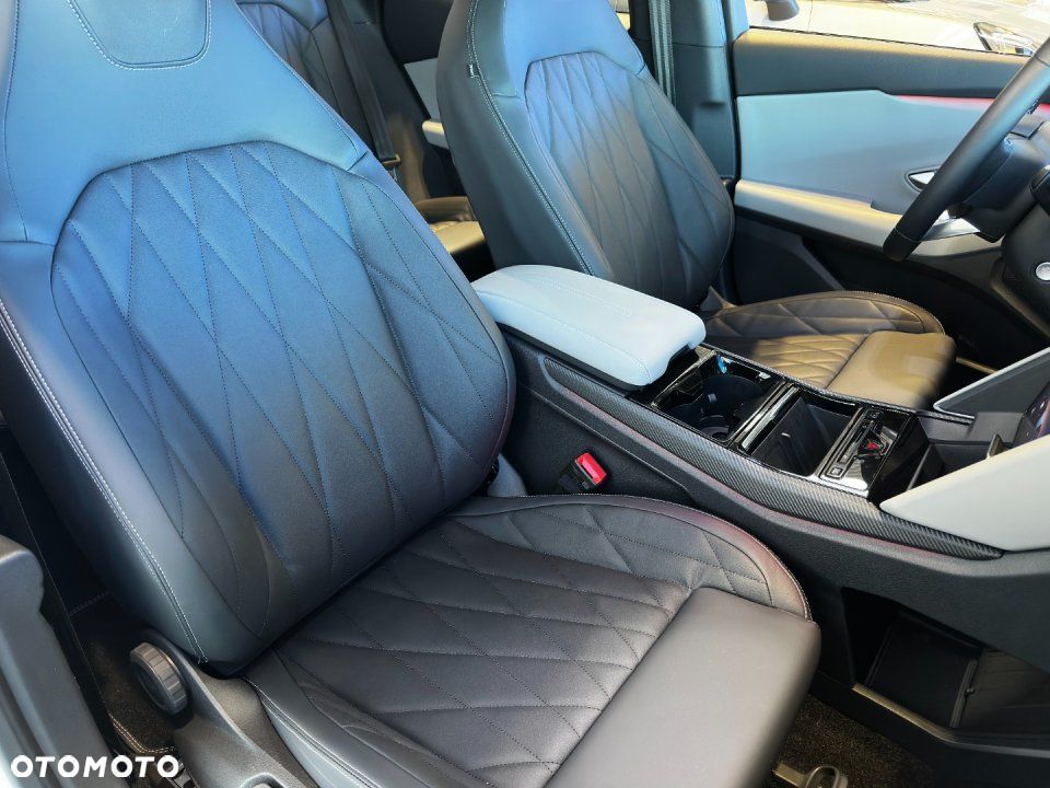 Ford Explorer - 23