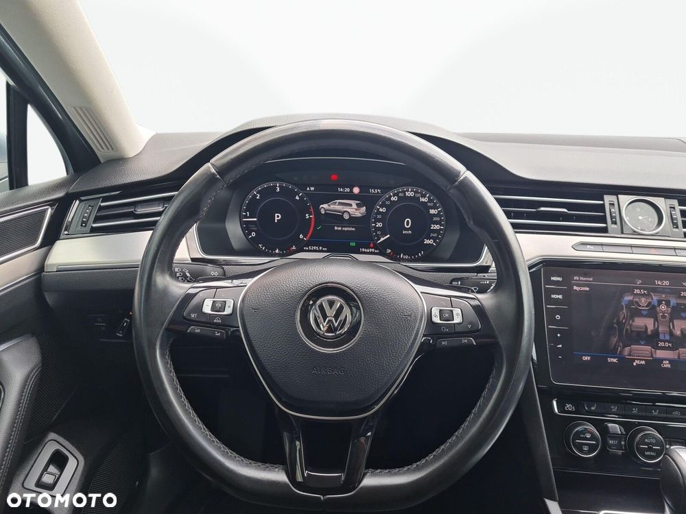Volkswagen Passat Variant - 13
