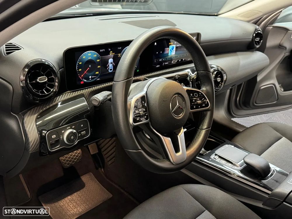 Mercedes-Benz A 180 Limousine d 7G-DCT Edition 19 - 17