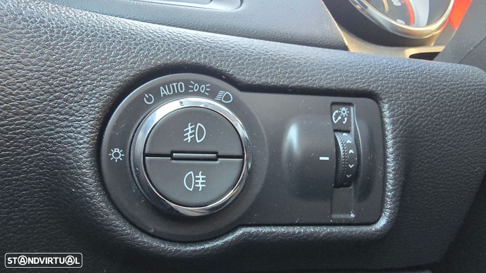 Opel Astra Sports Tourer 1.6 CDTI Ecotec Edition S/S - 11