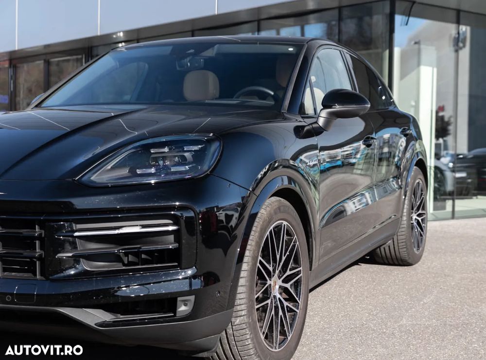 Porsche Cayenne Coupe E-Hybrid - 2