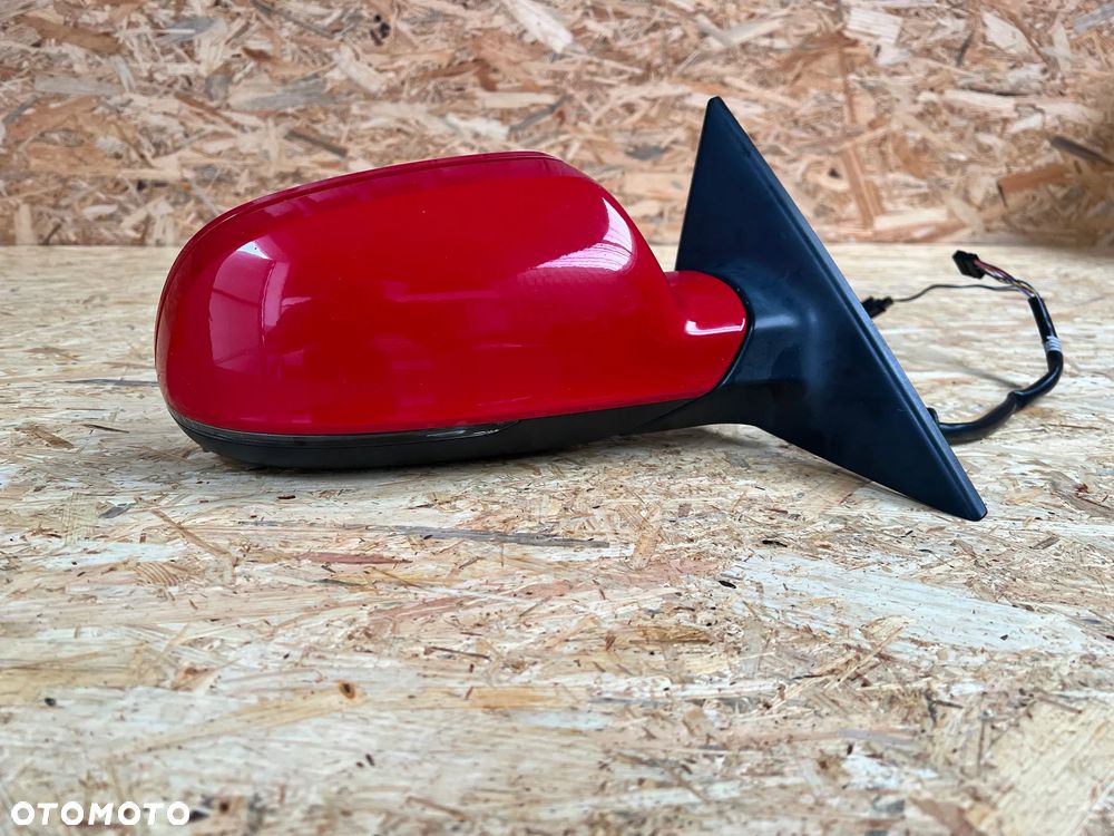 AUDI A5 8T Lusterko prawe Lakier: LY3J 6PIN 2PIN