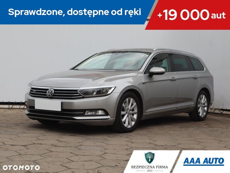 Volkswagen Passat Variant - 2