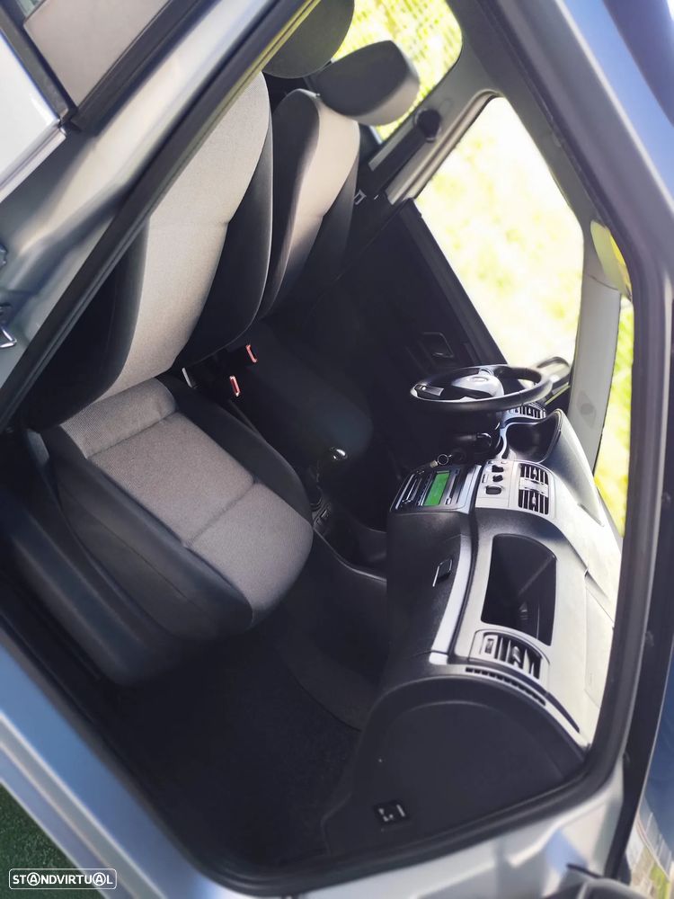 Skoda Fabia Break 1.2 TDi Active Plus - 30