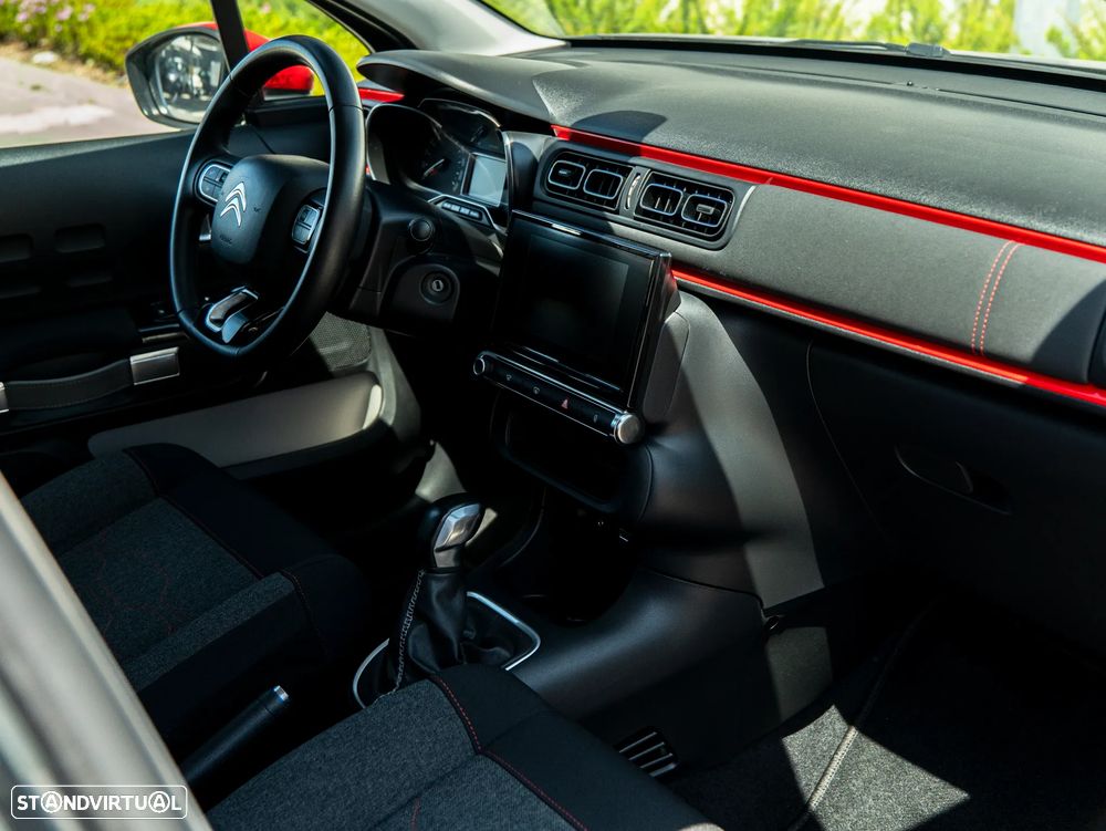 Citroën C3 1.2 PureTech Shine - 17