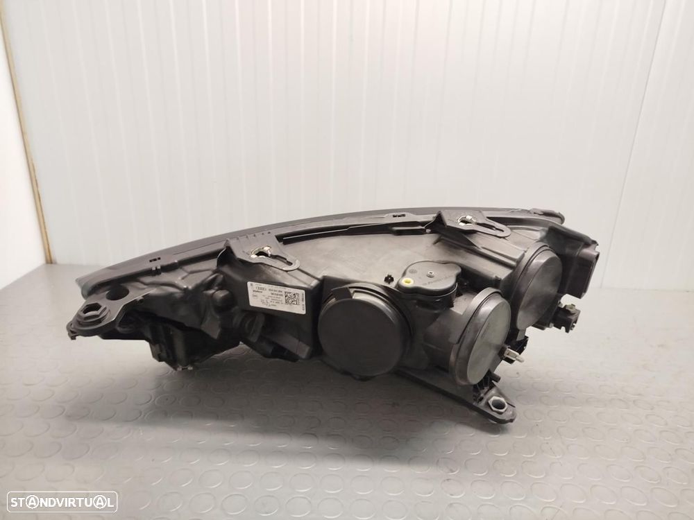 FAROL DIREITO AUDI A1 SPORTBACK GBA - 9