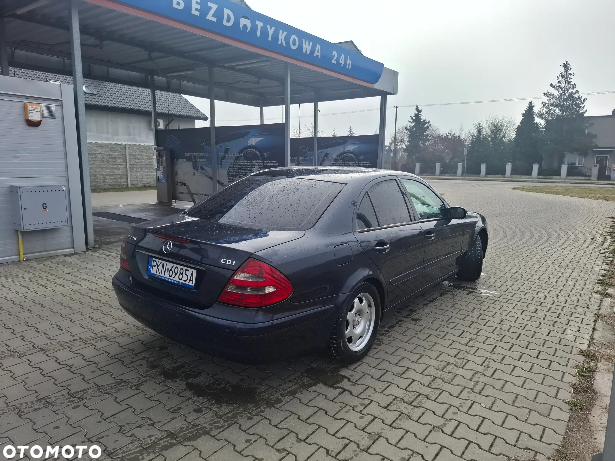 Mercedes-Benz Klasa E 220 CDI Classic - 10