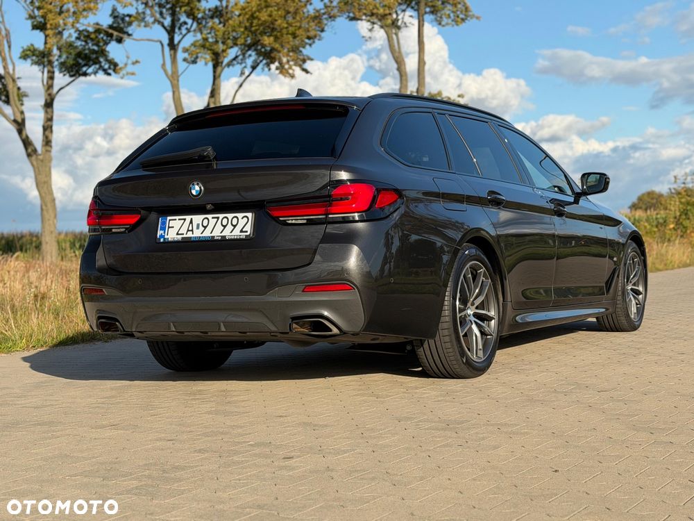 BMW Seria 5 520d M Sport sport - 12