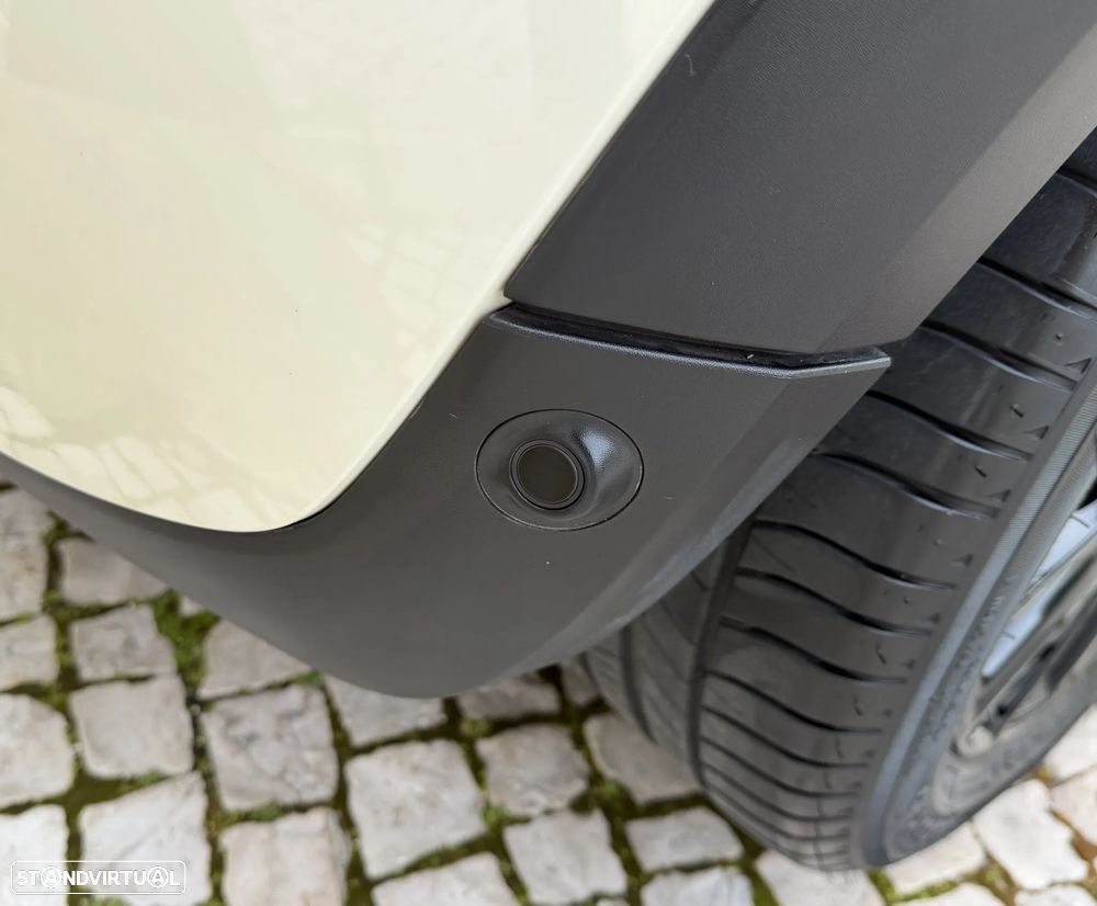 MINI 3 Portas One - 10