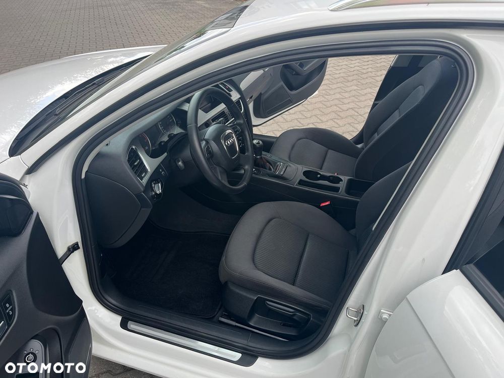 Audi A4 Avant 2.0 TDI DPF Ambition - 10