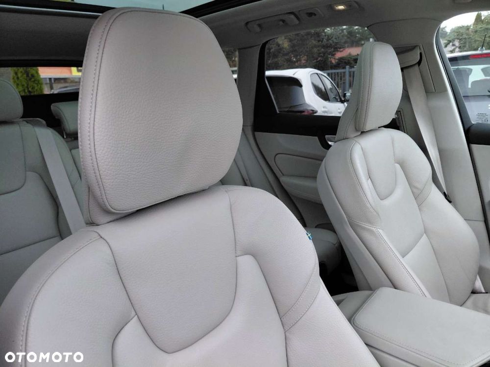 Volvo XC 60 - 18
