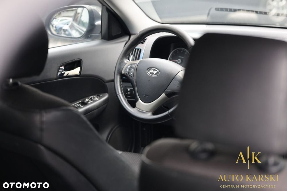 Hyundai i30 - 24
