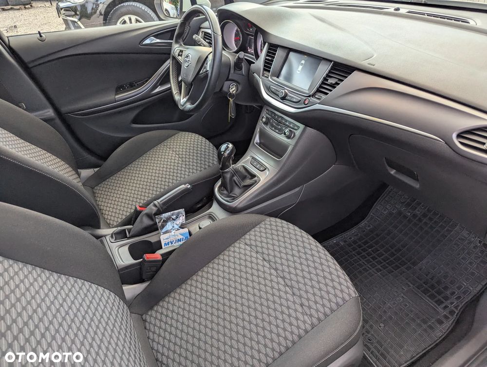 Opel Astra - 18
