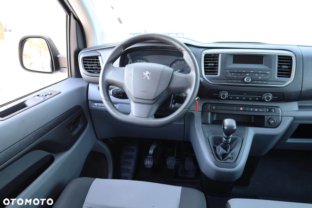 Peugeot Traveller 2.0 BlueHDi Long Business - 26