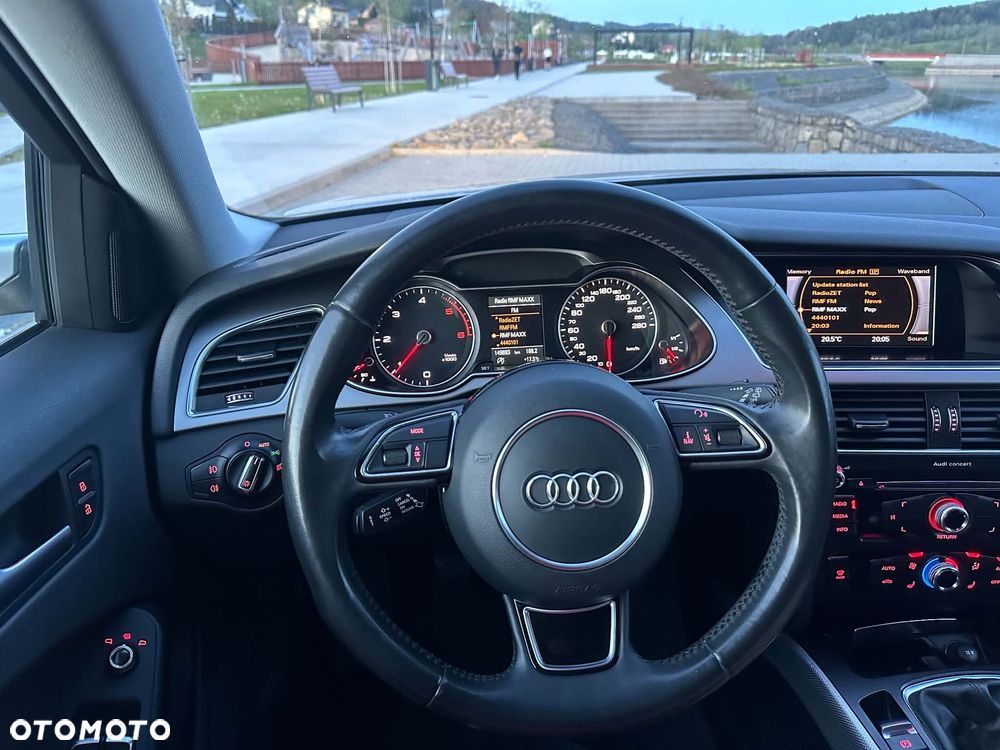 Audi A4 Avant 2.0 TDI DPF quattro Attraction - 30