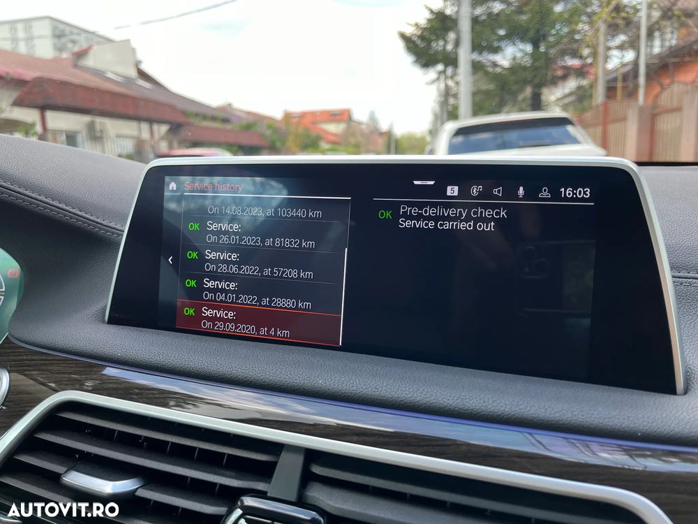 BMW Seria 7 730d xDrive - 36