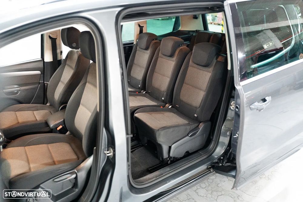 VW Sharan 2.0 TDI Confortline DSG - 28