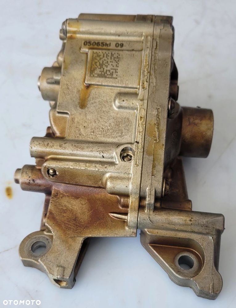 POMPA OLEJU BMW E89 E90 E92 F01 F02 F10 F11 F25 N52B30 3.0B 7573748 - 2