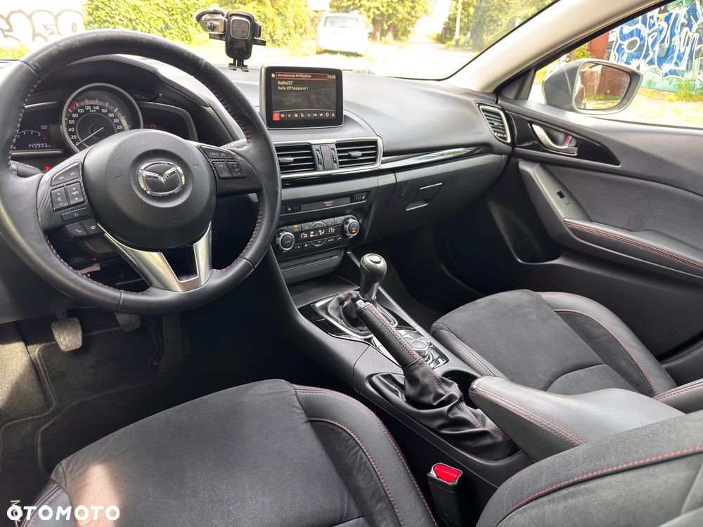 Mazda 3 - 5
