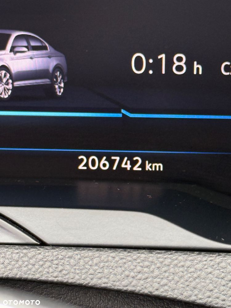 Volkswagen Passat 2.0 TDI BMT 4Mot Highline DSG - 27