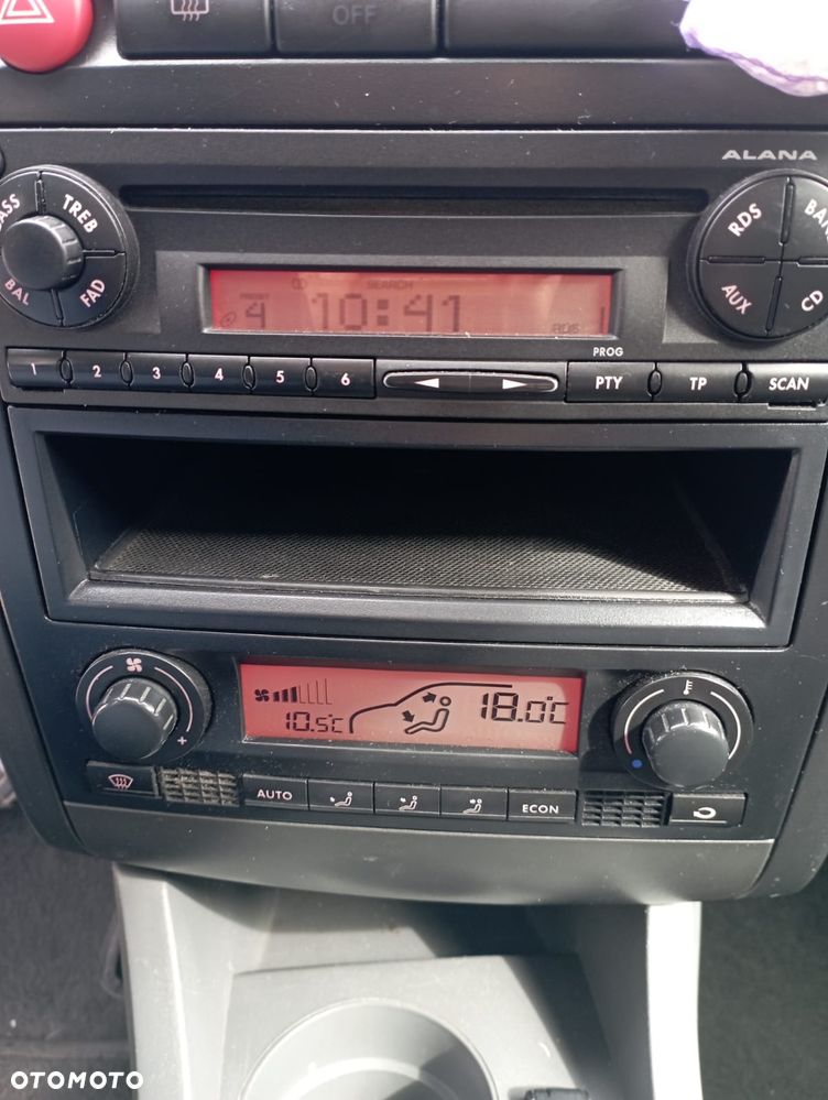 Seat Ibiza 1.4 16V Style - 9