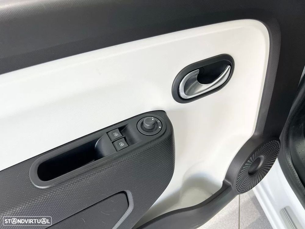 Renault Twingo Z.E. 22 Zen - 16