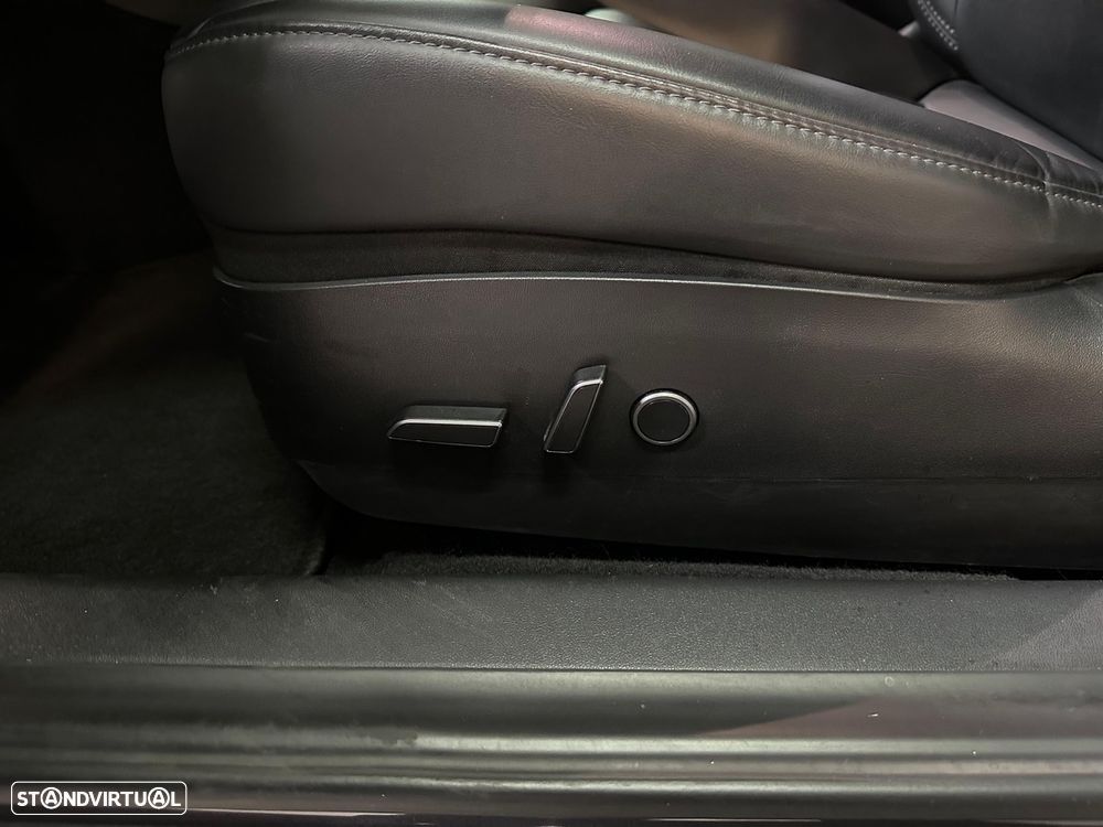 Tesla Model 3 Long Range Tração Integral Premium - 25