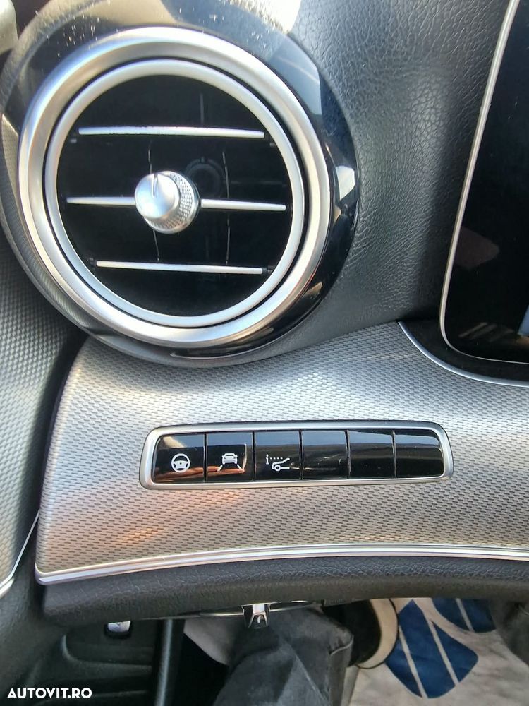 Mercedes-Benz E - 2