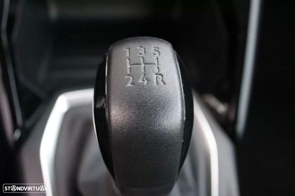 Peugeot 208 1.2 PureTech Active - 22