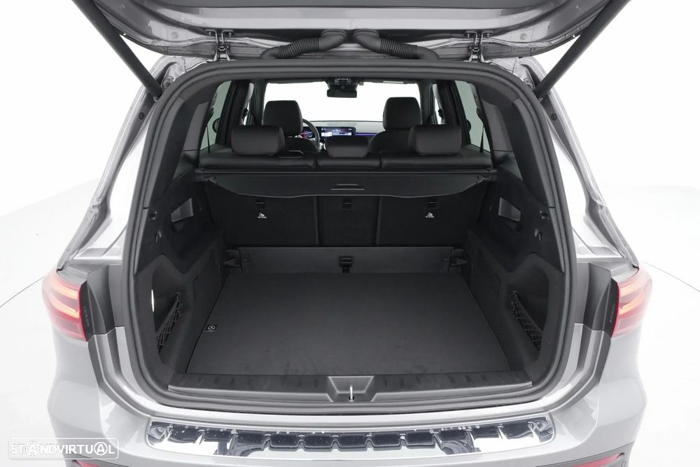 Mercedes-Benz GLB 180 d AMG Line - 29