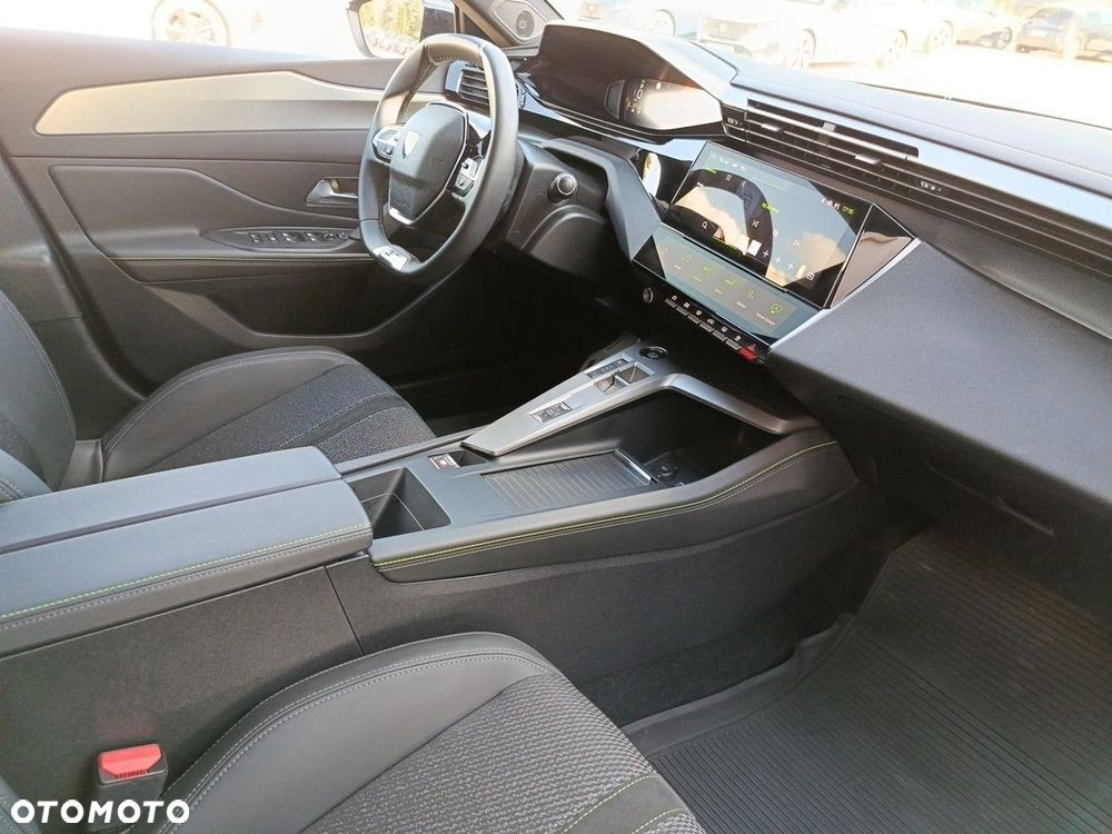 Peugeot 308 - 23