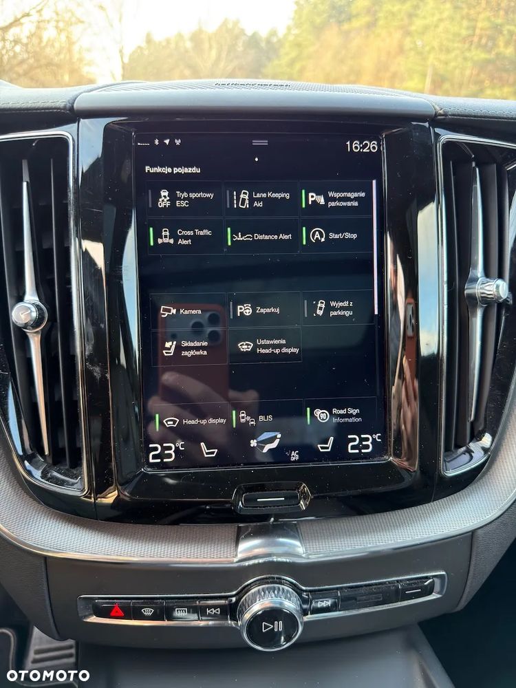 Volvo XC 60 D4 Geartronic RDesign - 14