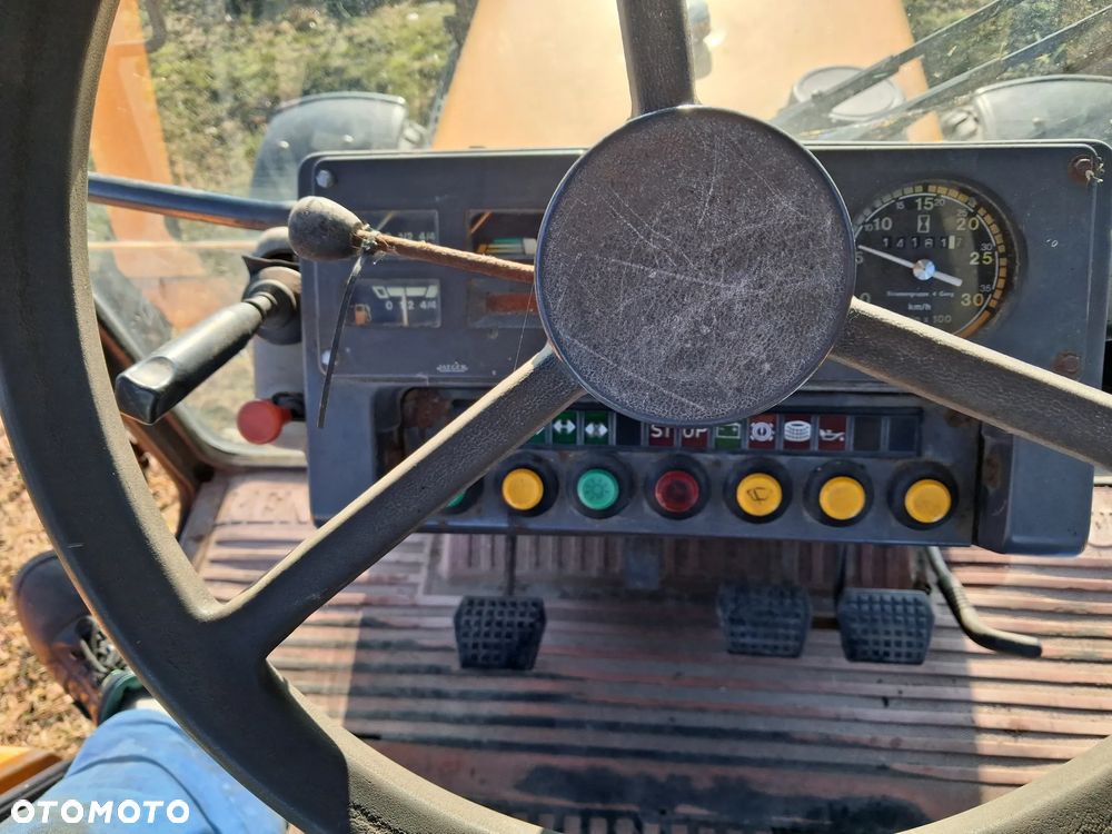 Renault 95-12 TX. - 12