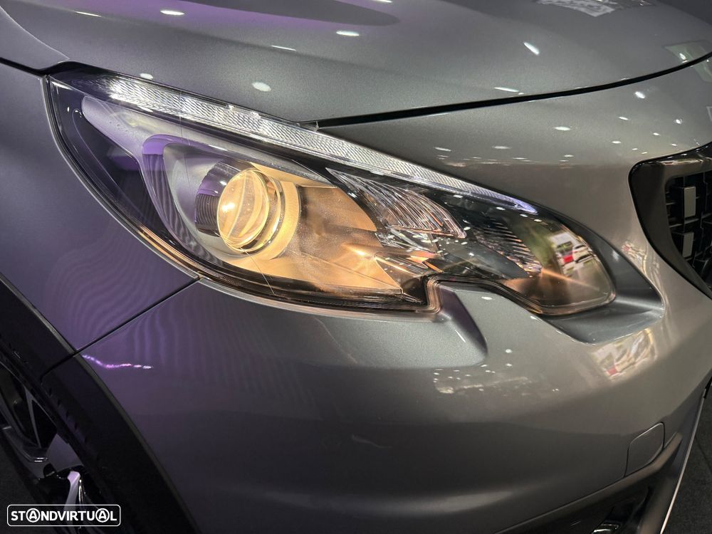 Peugeot 2008 1.2 PureTech GT Line - 26