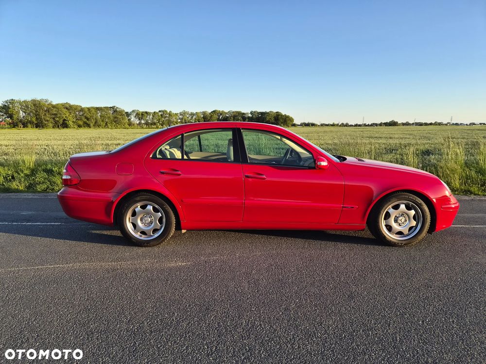 Mercedes-Benz Klasa E 320 Classic - 3
