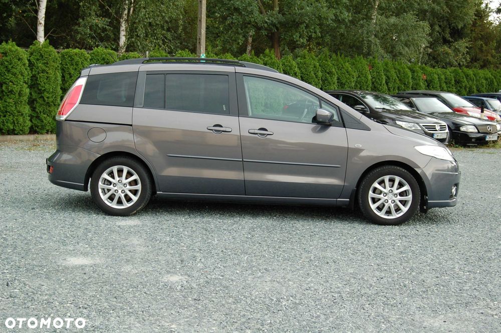 Mazda 5 - 7