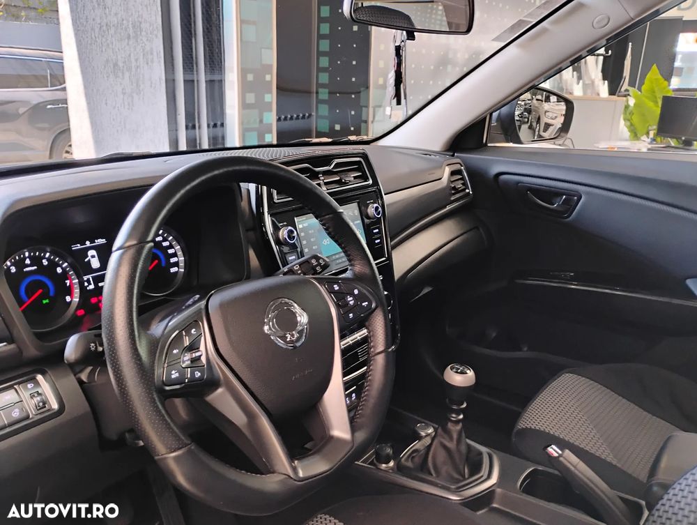 SsangYong Tivoli 1.5 T-GDi 4WD Amber - 5