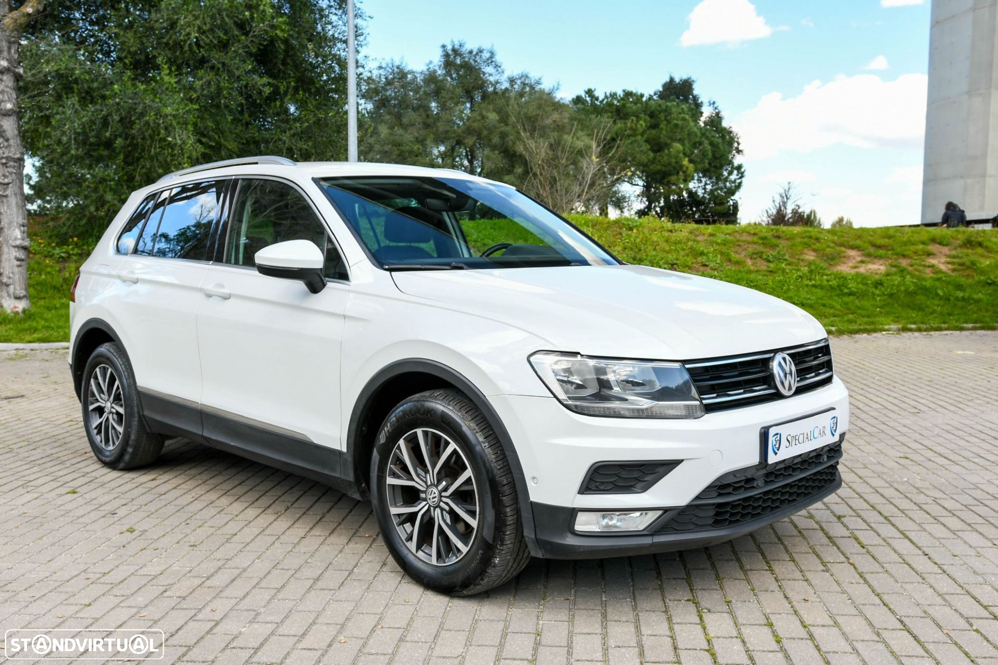 VW Tiguan 2.0 TDI Highline DSG - 3