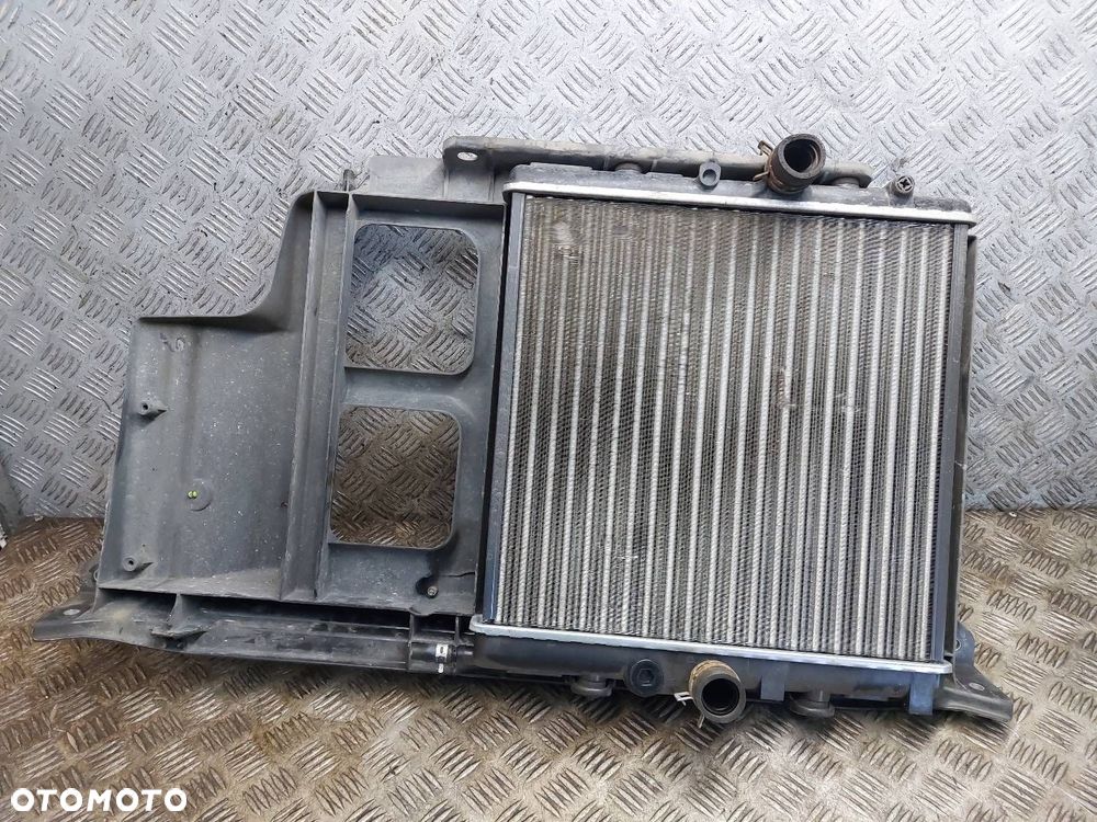 PAS PRZEDNI WZMOCNIENIE CZOŁOWE + CHŁODNICA WODY PEUGEOT 206 I 1.4 8V - 2