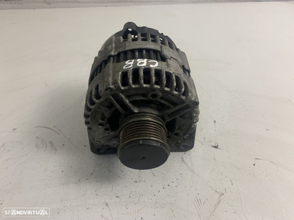 Alternador  Usado AUDI A3 (8P1) 2.0 TDI 03G903023X 03G 903 023 X MOTOR CBB - 3