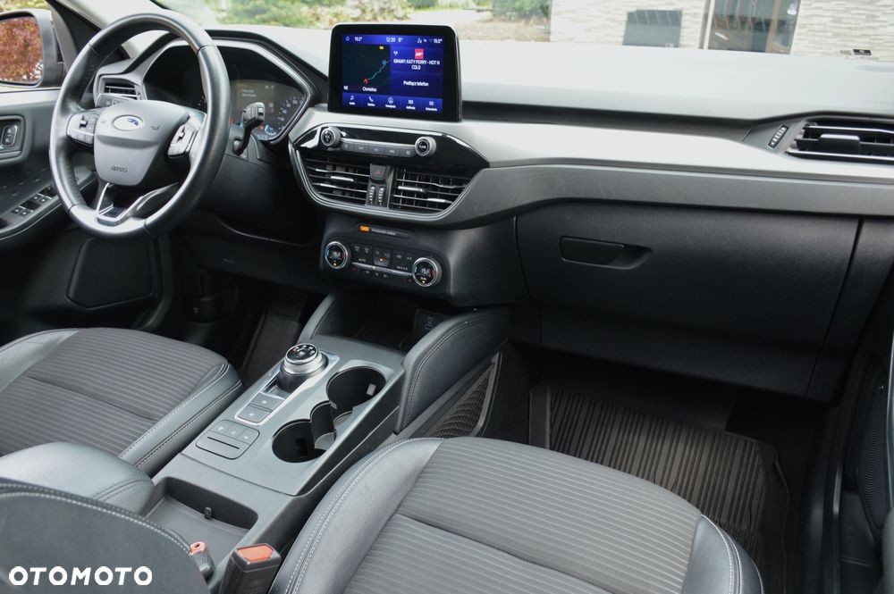Ford Kuga 2.0 EcoBlue 4x4 TITANIUM - 22